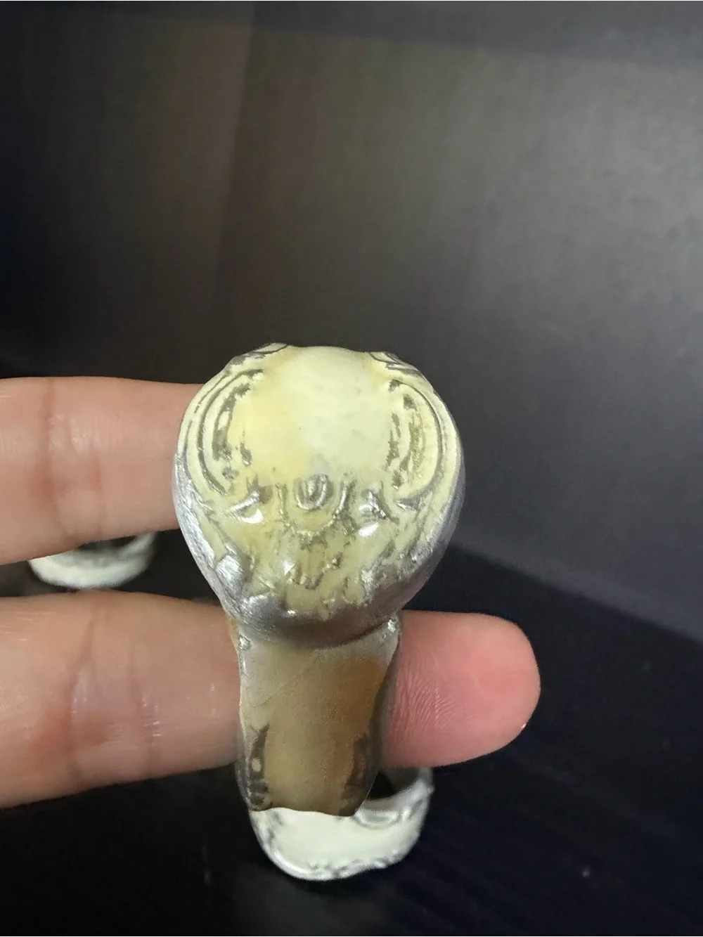 Vintage 6 Napkin Rings SPOON FLATWARE HANDLE DESIGN Metal IVORY CREAM ENAMEL